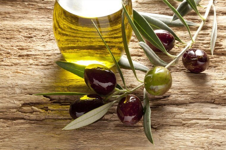 Το ελαιόλαδο είναι μέρος της μεσογειακής διατροφής