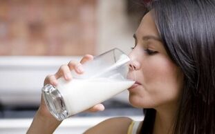 Τα μενού διατροφής κατανάλωσης περιέχουν γάλα χαμηλής περιεκτικότητας σε λιπαρά